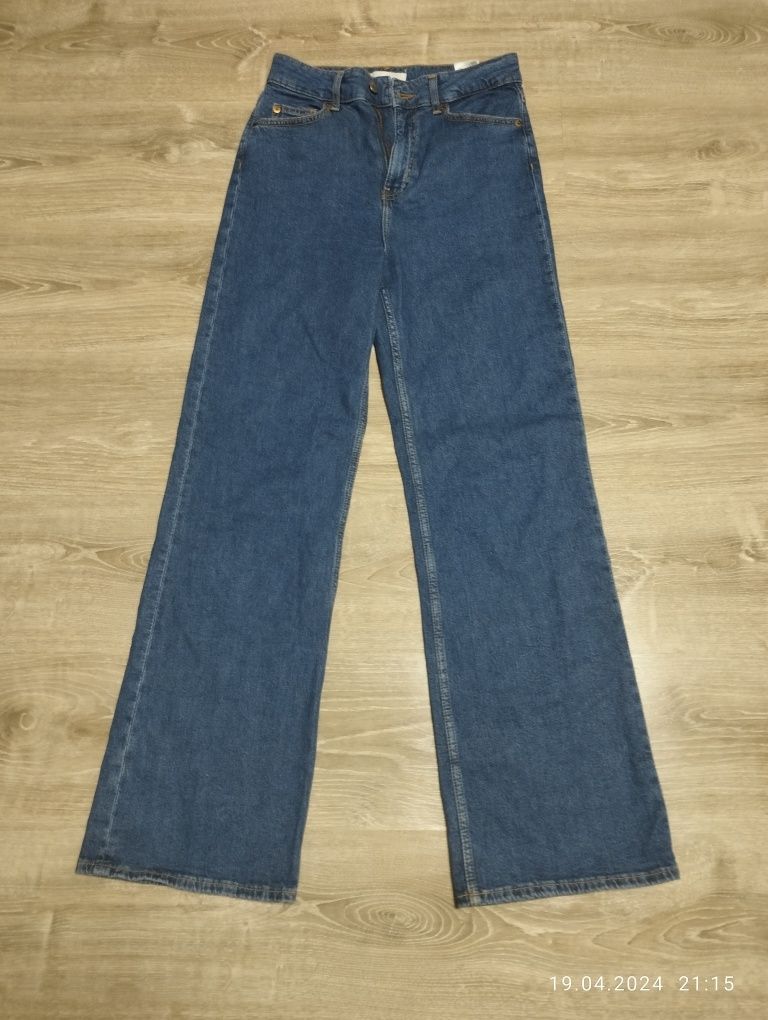 Стильні широкі джинси