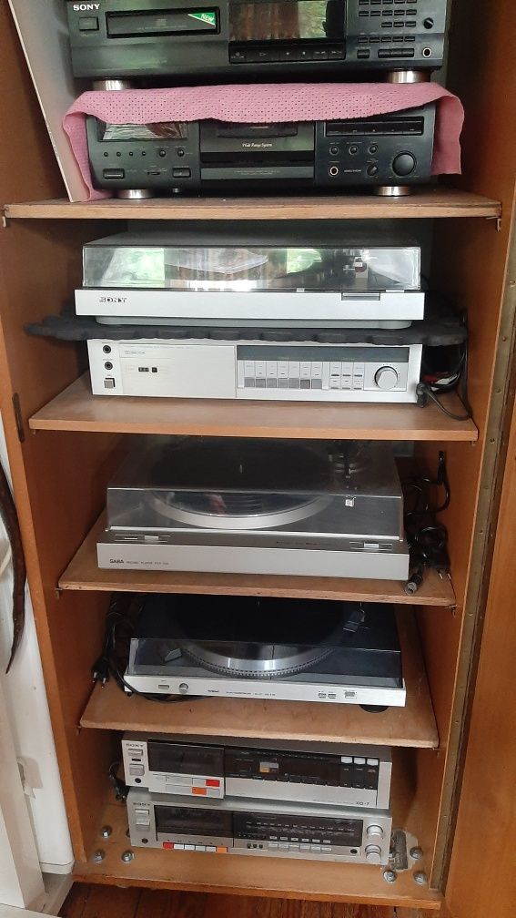 Gramofon Saba PSP 100