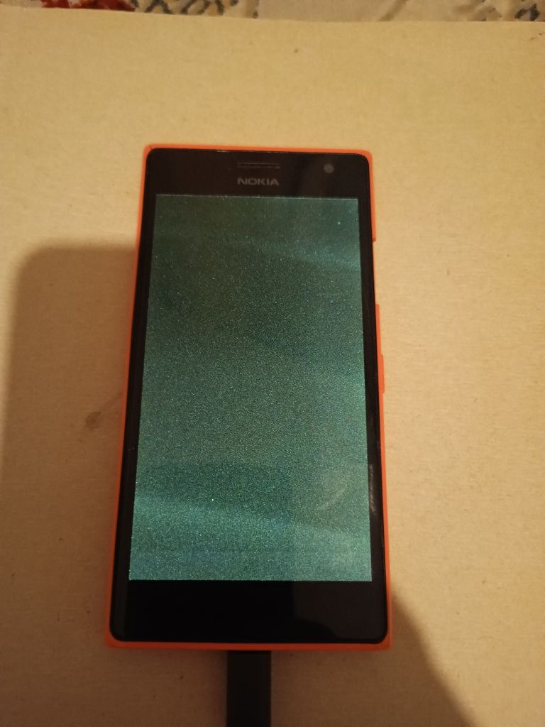 Nokia  RM 1038 Lumia 735 uszkodzona