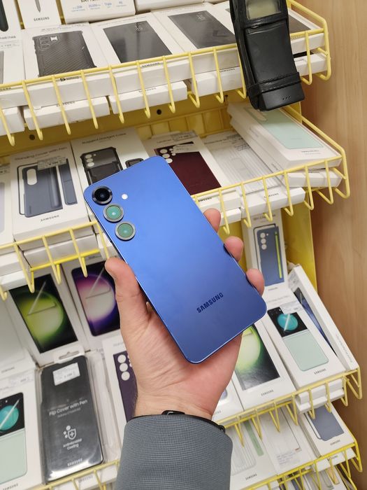 Samsung Galaxy S25 plus 12/256gb