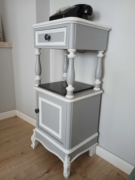 Mesas de cabeceira  75€ cada