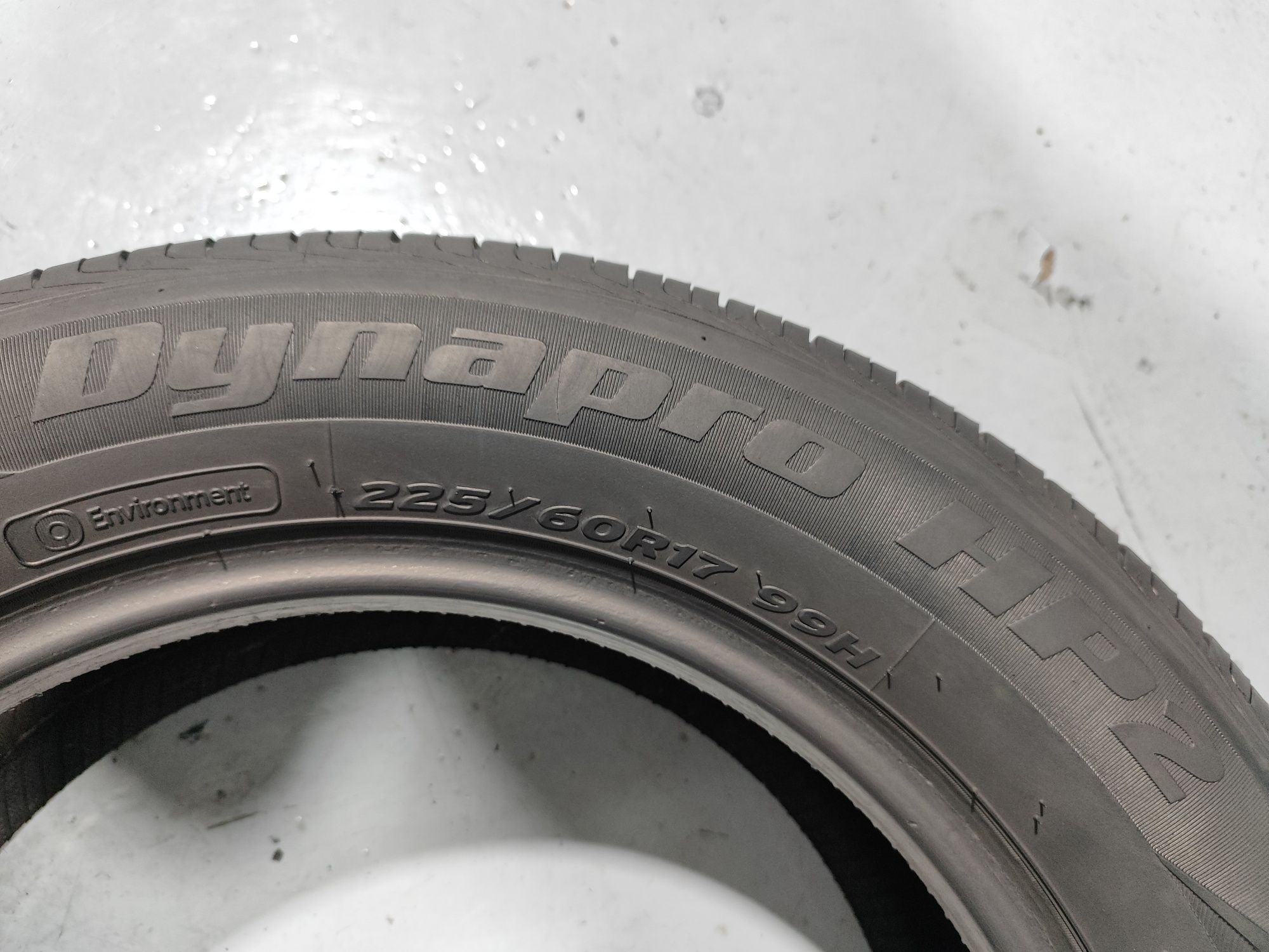 2 pneus semi novos 224-60R17 Hankook - Oferta dos Portes