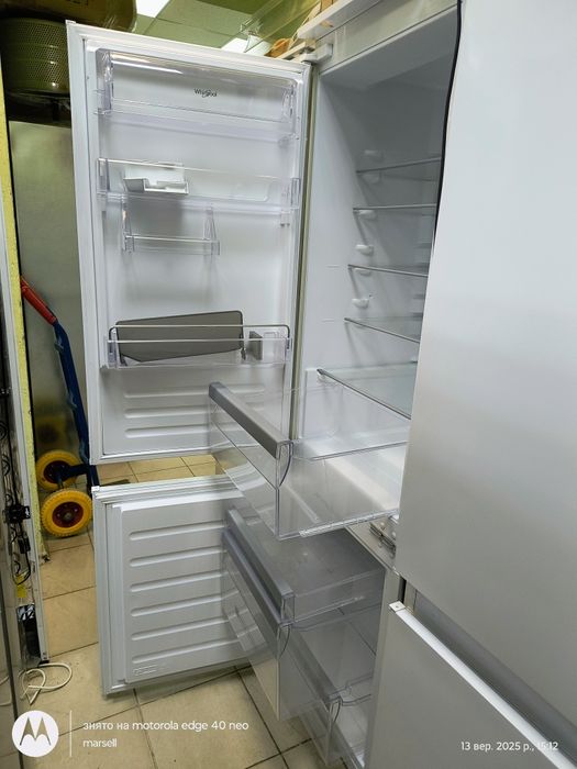 Холодильник вбудований Whirlpool ART 6711/A++ SF Stop Frost 177 Рез