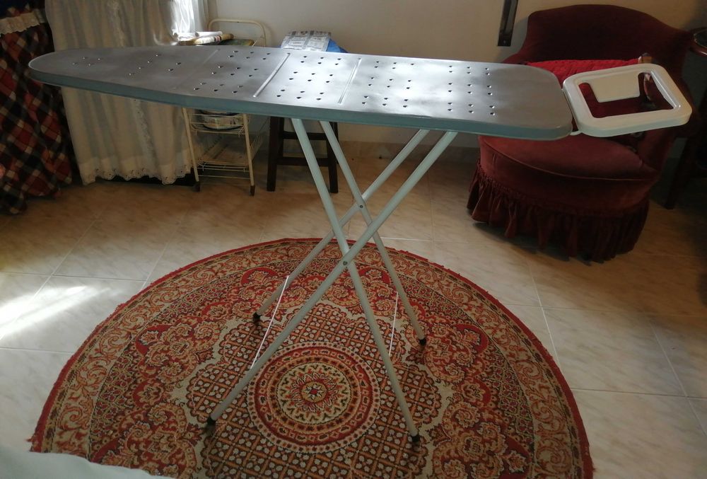 Tábua de engomar média