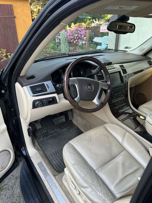 Cadillac  escalade  III 6.2 V8 409KM 301KW AWD,  2008r