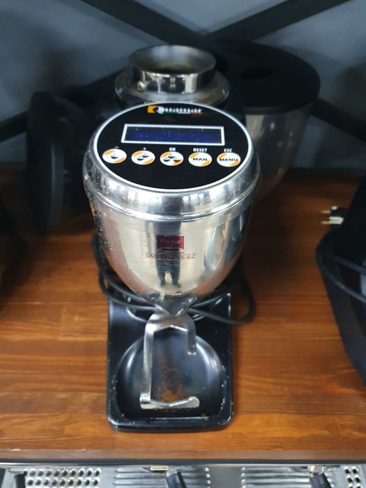 Кофемолка бункерная порционная Nuova Simonelli бу