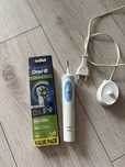 Szczoteczka elektryczna Oral-B Braun plus nowe główki