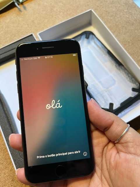 iPhone SE 2020 64Gb - Preto