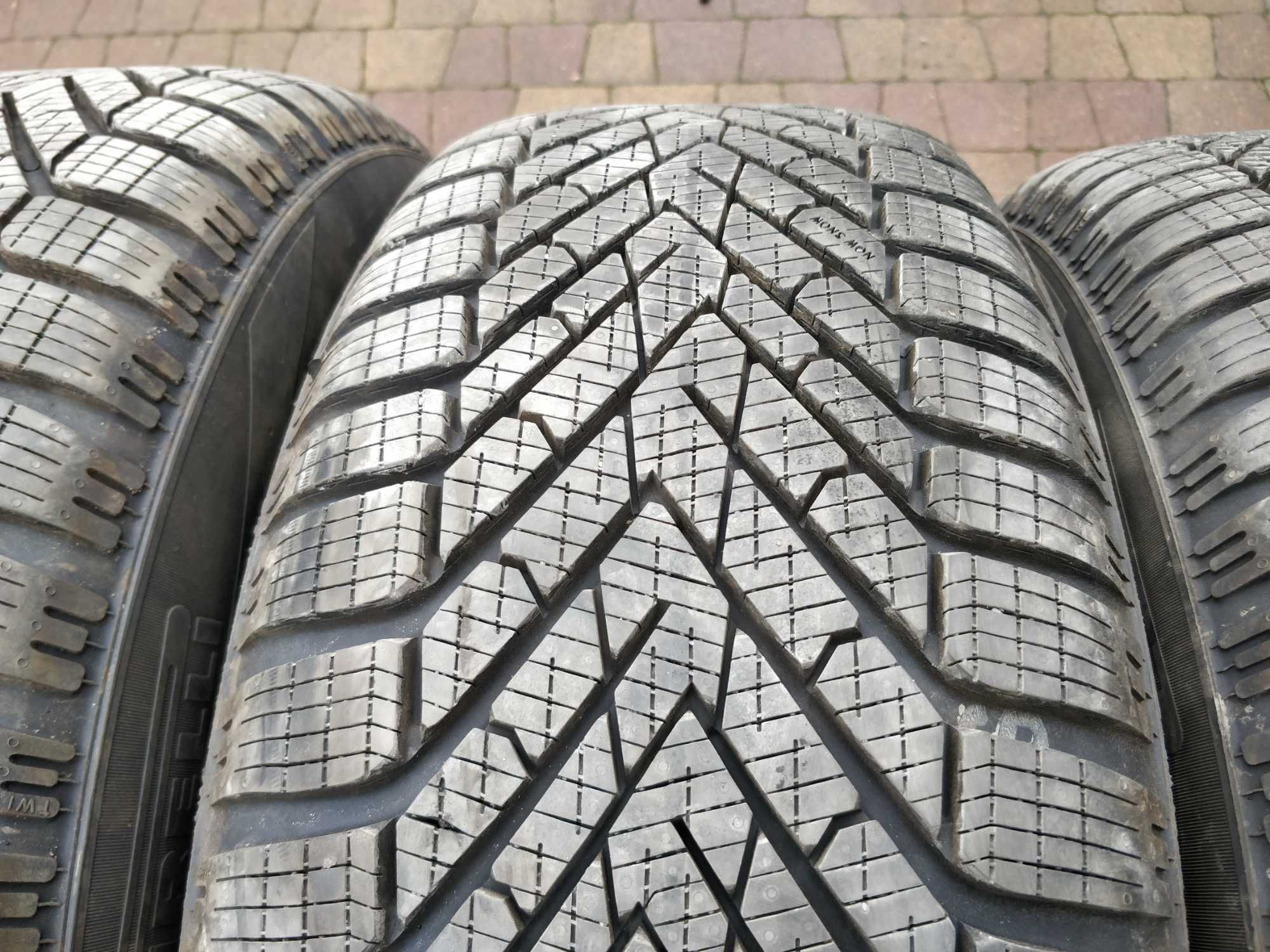 3403. Opony zimowe 205/55/16 Pirelli jak nowe 9mm 2023r cena za 4szt