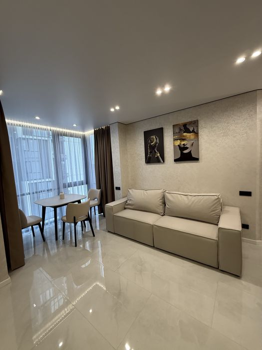 Продам квартиру в Манхетині.ВЛАСНИК!