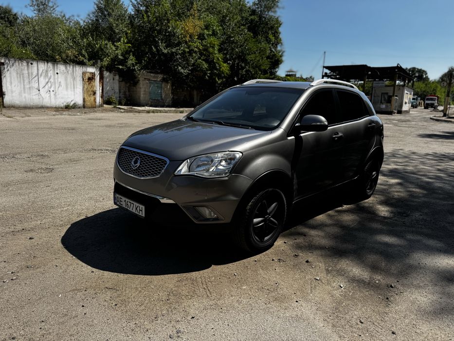 SSANG YONG KORANDO 2.0 Diezel полный привод