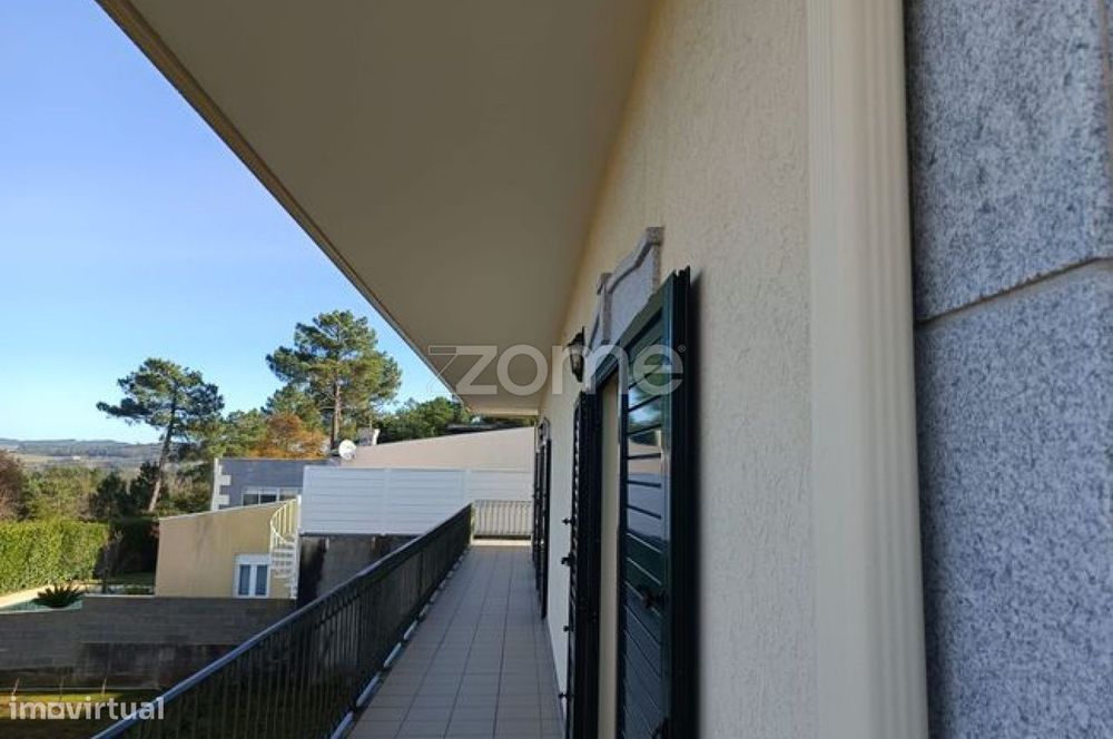 Moradia T4 | Poiares | Peso da Régua