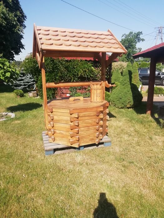 Studnia ogrodowa obudowa kręgu