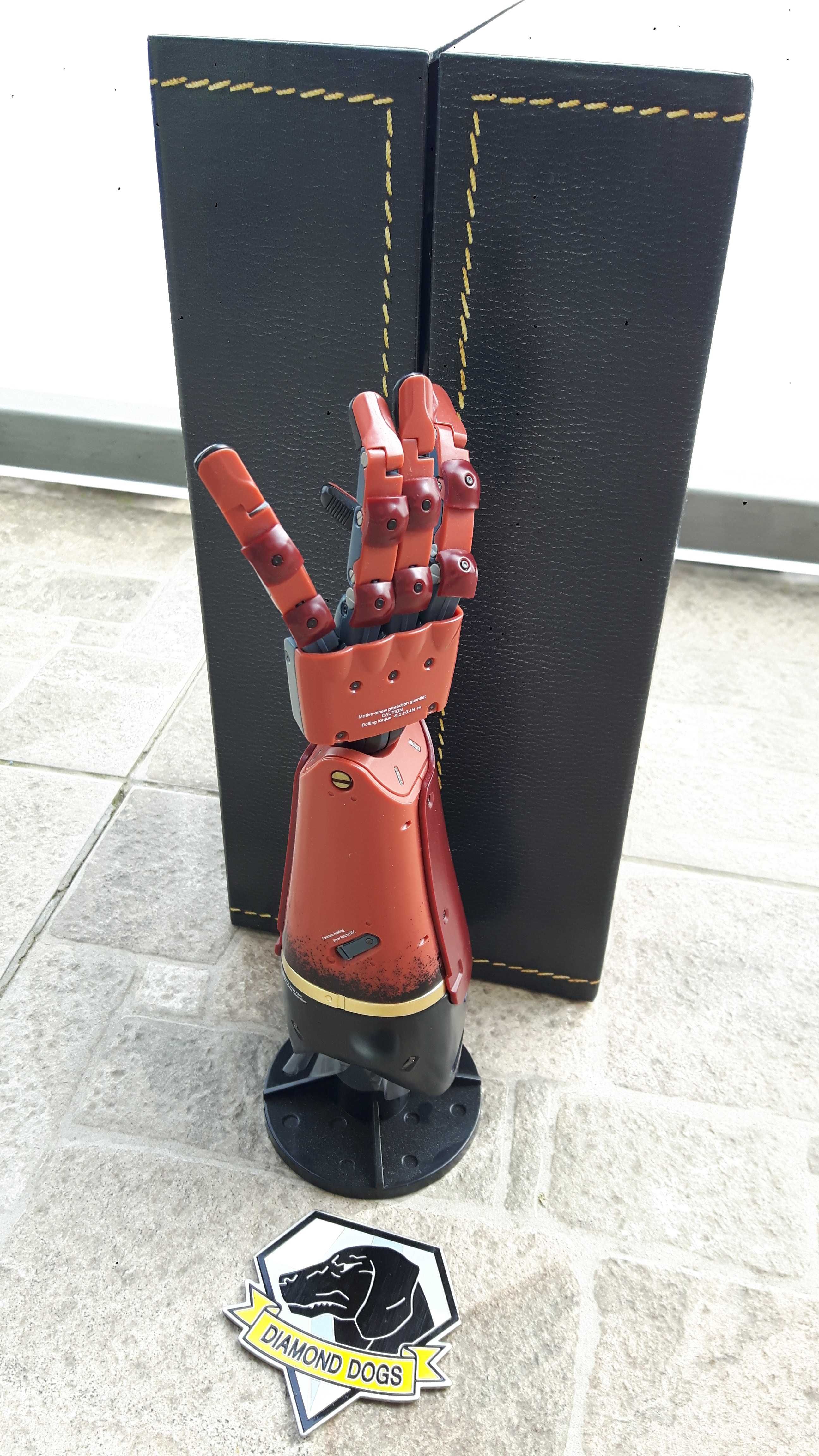 Figurka z Metal Gear Solid V: The Phantom Pain Collector's Edition