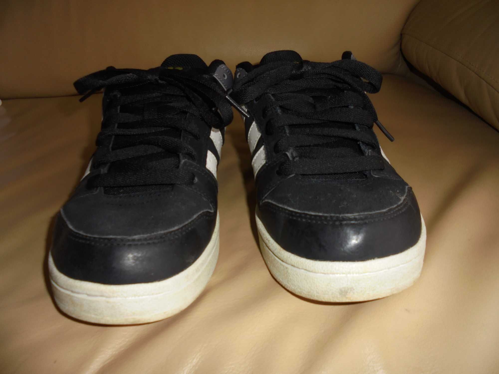 sapatilhas de homem da marca adidas