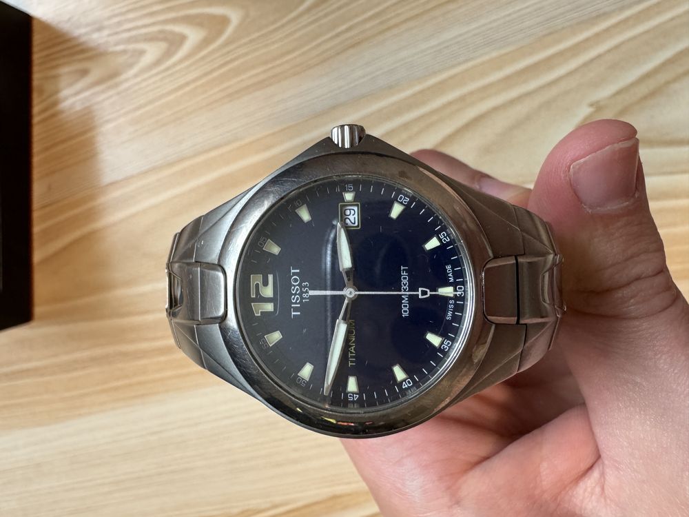 Оригинальные швейцарские часы Tissot Titanium T760 сапфировое стекло