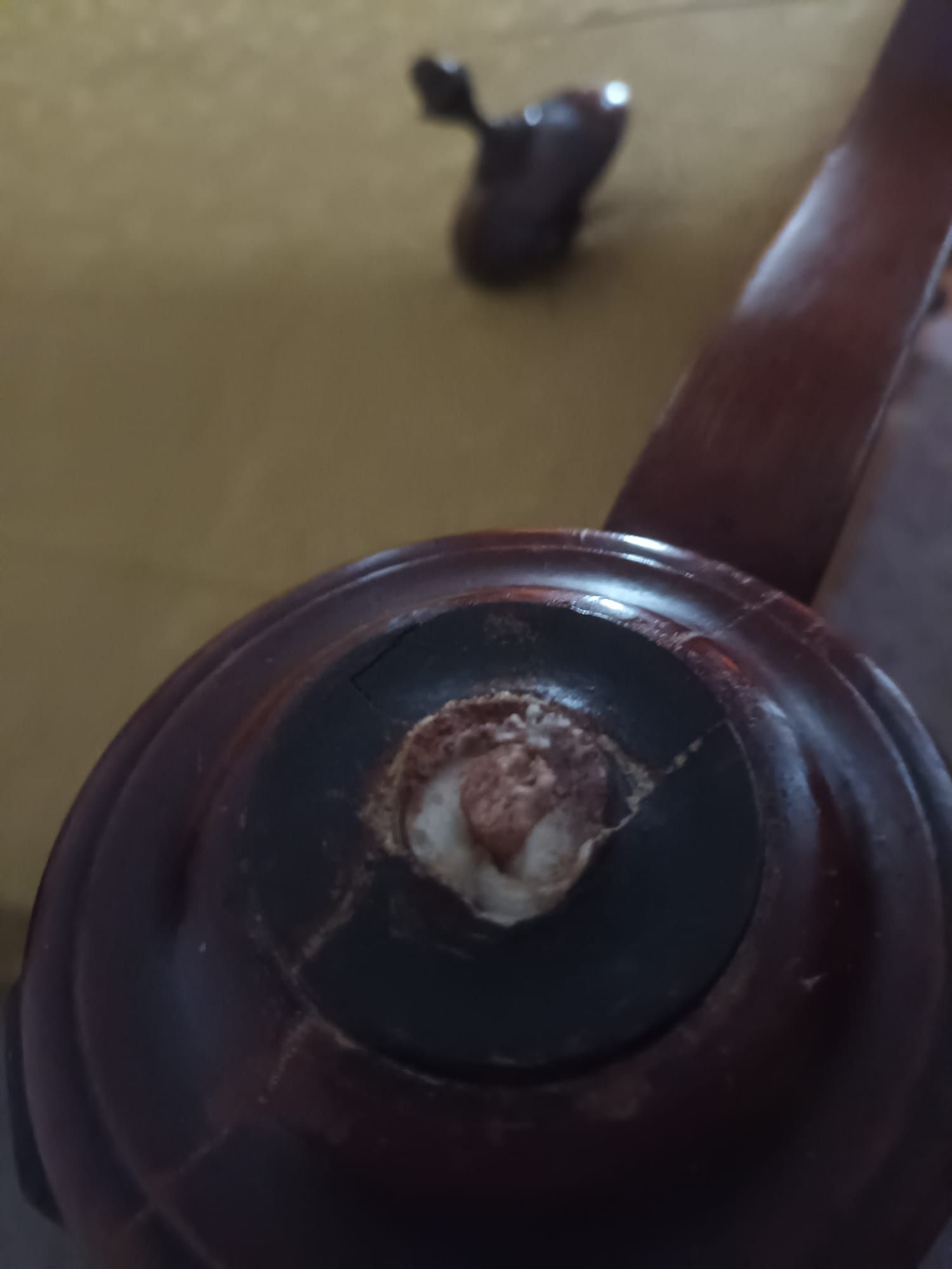 Cama com estrado e colchão