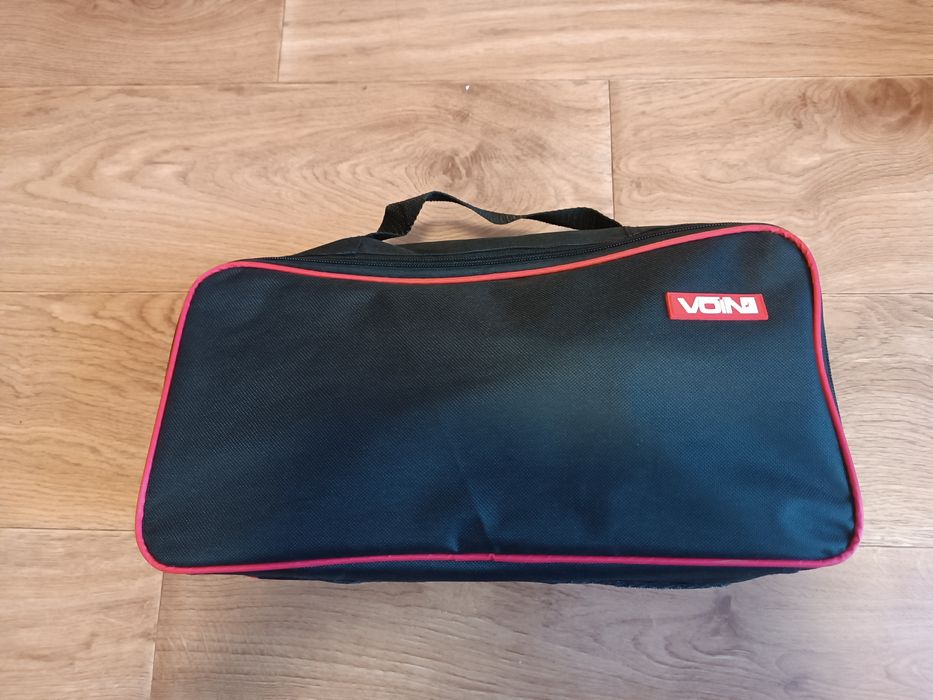 Продам пилосос в машину