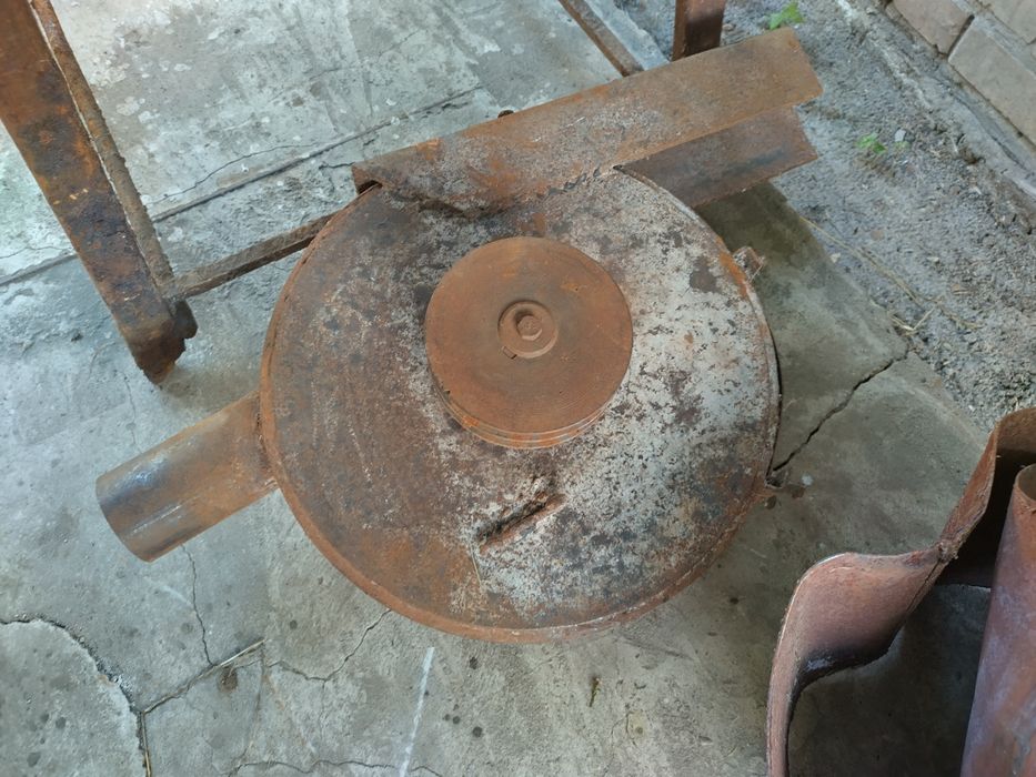 Млин, зерноподрібнювач