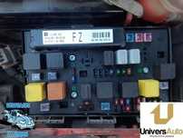 CAIXA RELÉS / FUSÍVEIS OPEL ASTRA H 2006 -13205783 FZ 5DK00866828