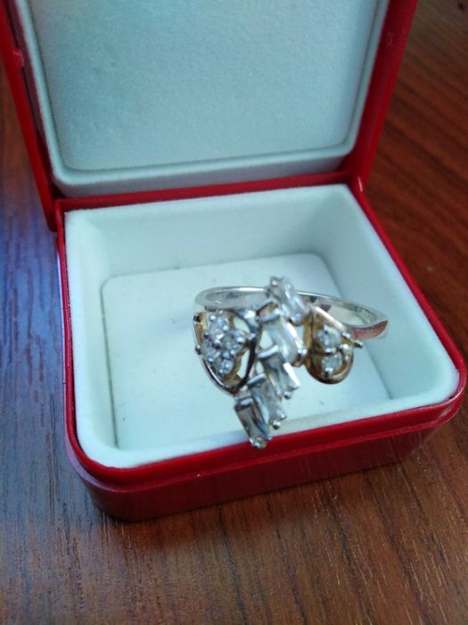 Pierścionek srebro 925