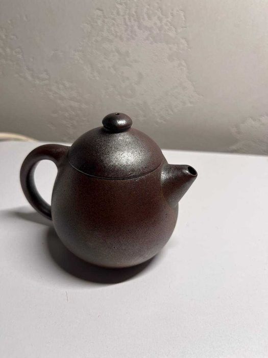 Глиняний чайник з їсинської глини, дровяного випалу 200мл