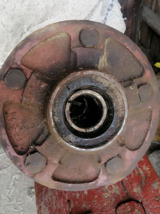 Ступиця до сівалки, продам