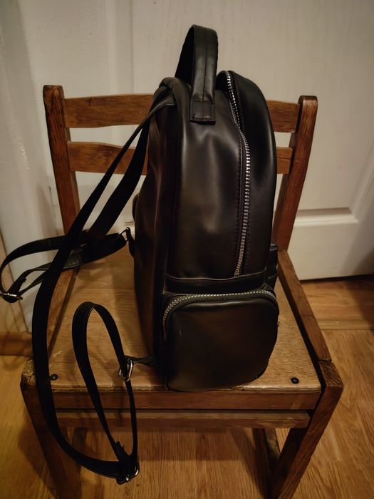 Рюкзак женский кожаный.