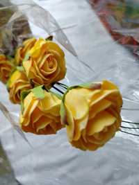 Sztuczne kwiaty, herbaciane róże