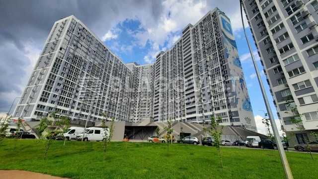 Продам 3 кім квартиру ЖК "Лебединий" Ревуцкого, 40Г метро "Харківська"