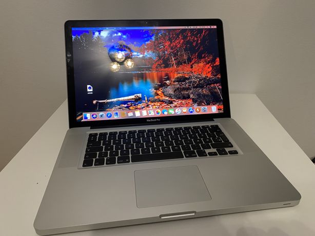 MacBook Pro 15,i7 2011r