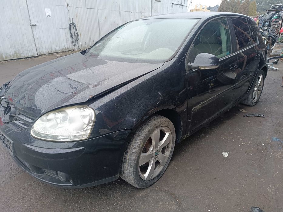 VW Golf 5 Na części