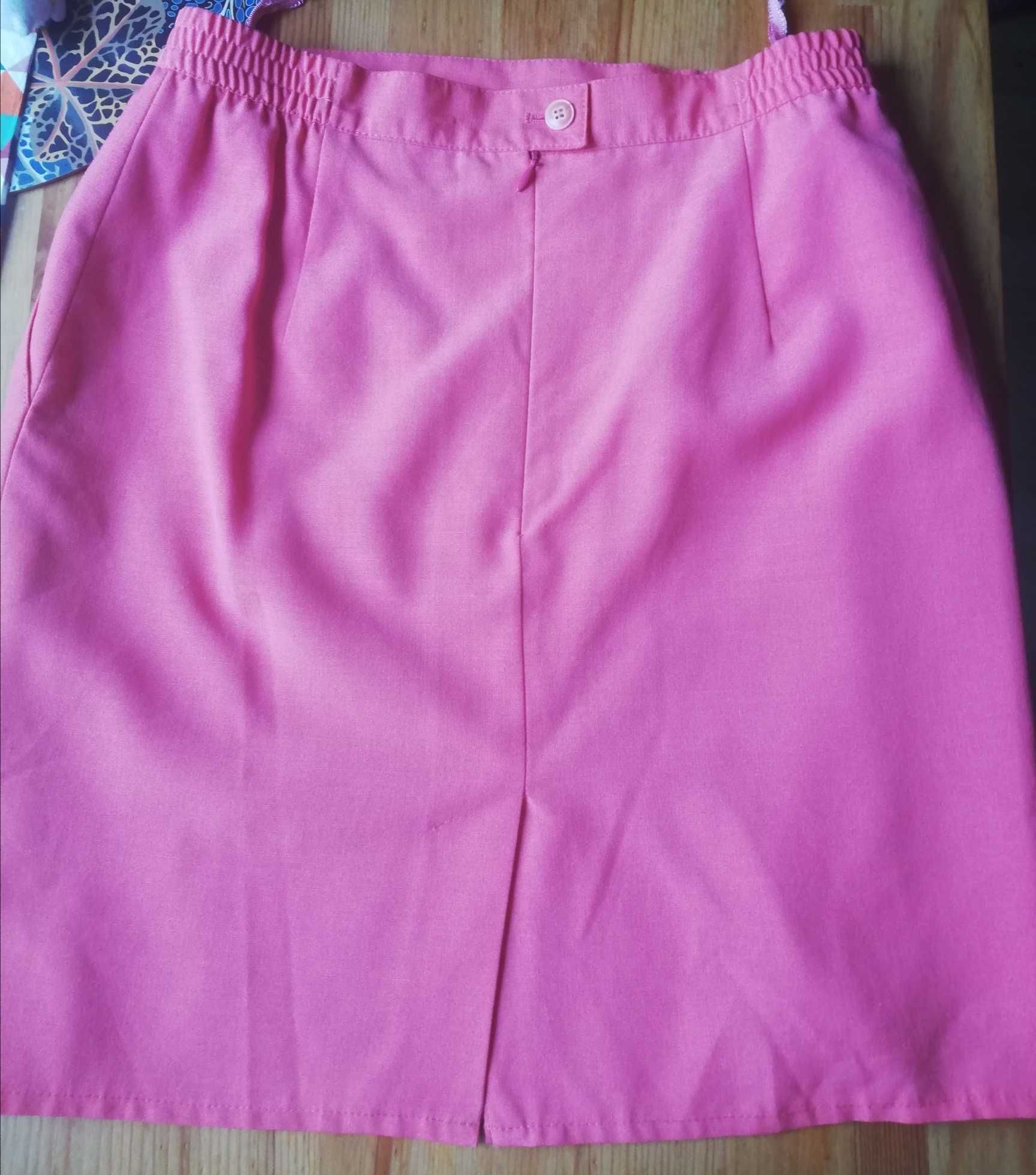 Piękna różowa spódnica 38