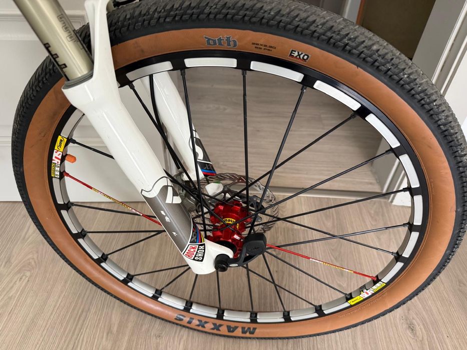 Vendo Bicicleta LAPIERRE pro 900 totalmente em Carbono