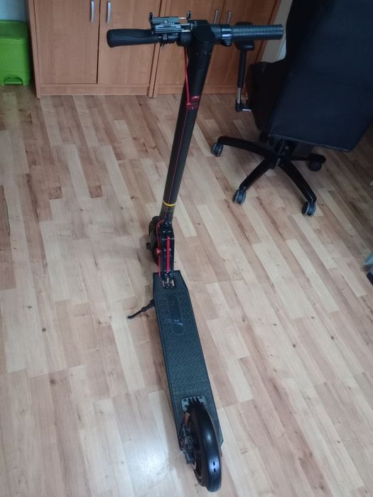 Hulajnoga elektryczna