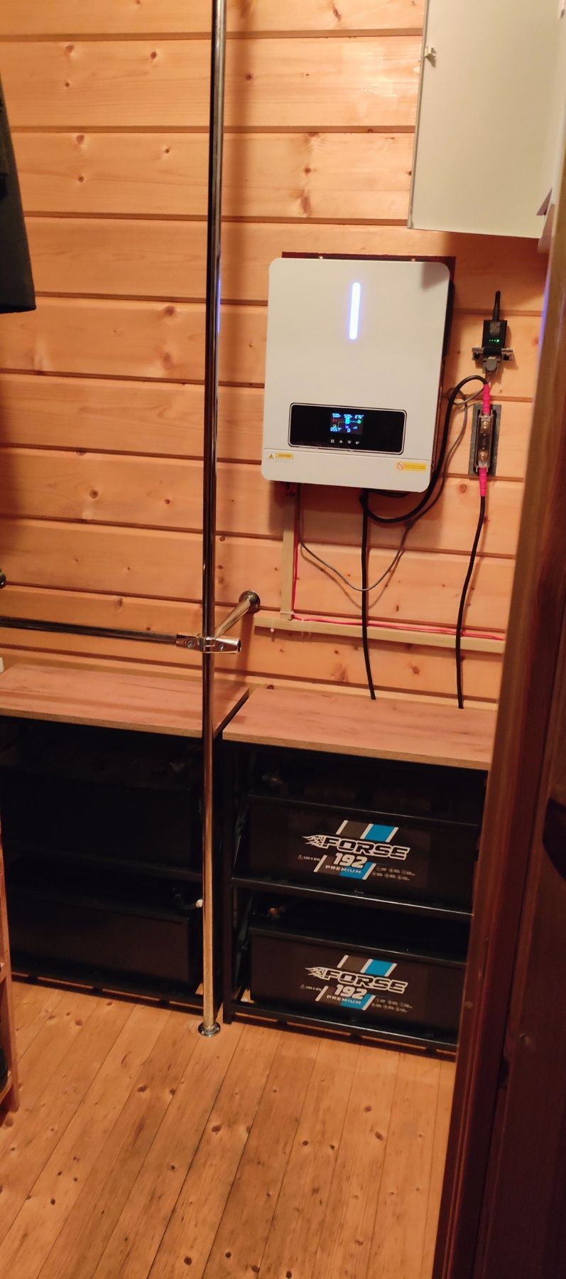 Гибридный инвертор Daxtromn 6,2 kwt. Wifi BMS
