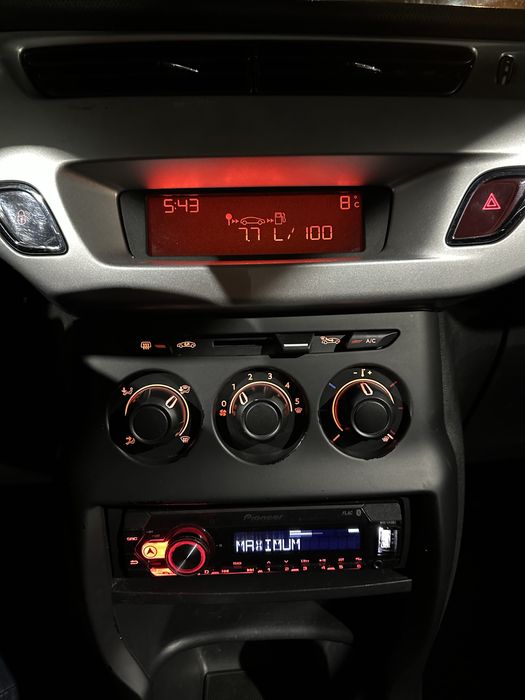 Citroen C3 2011 1.4 газ/бенз