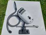 Odkurzacz miele s8340
