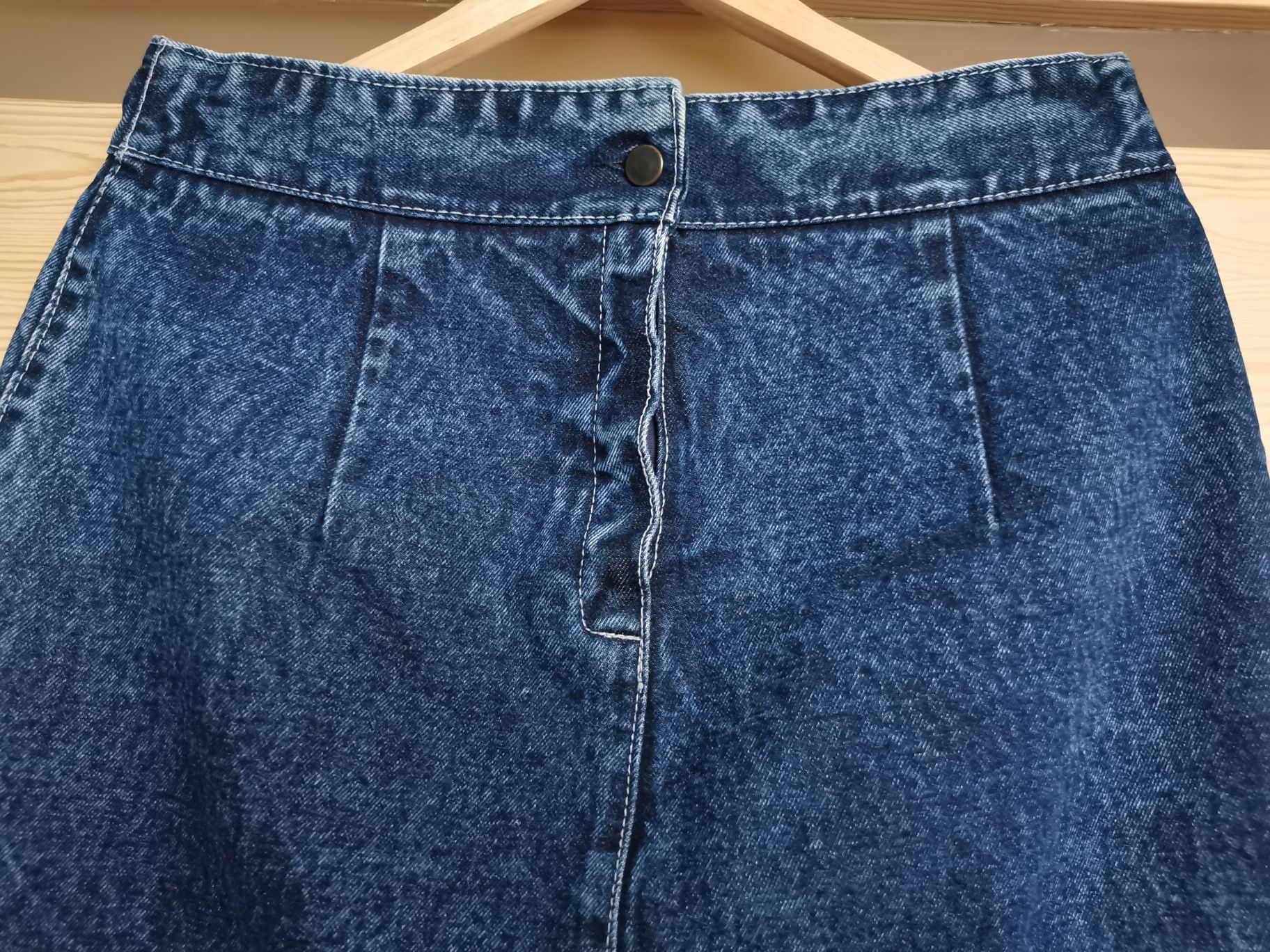 Jeansowa haftowana spódnica L/XL