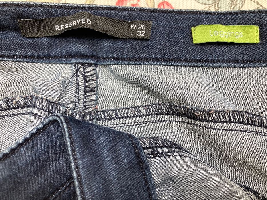 Reserved spodnie damskie Slim Fit W26/L32 jeans