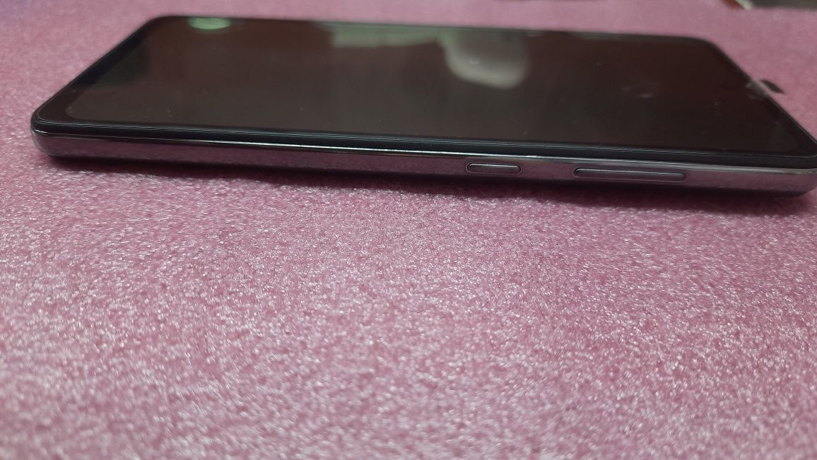 Продам Samsung A525