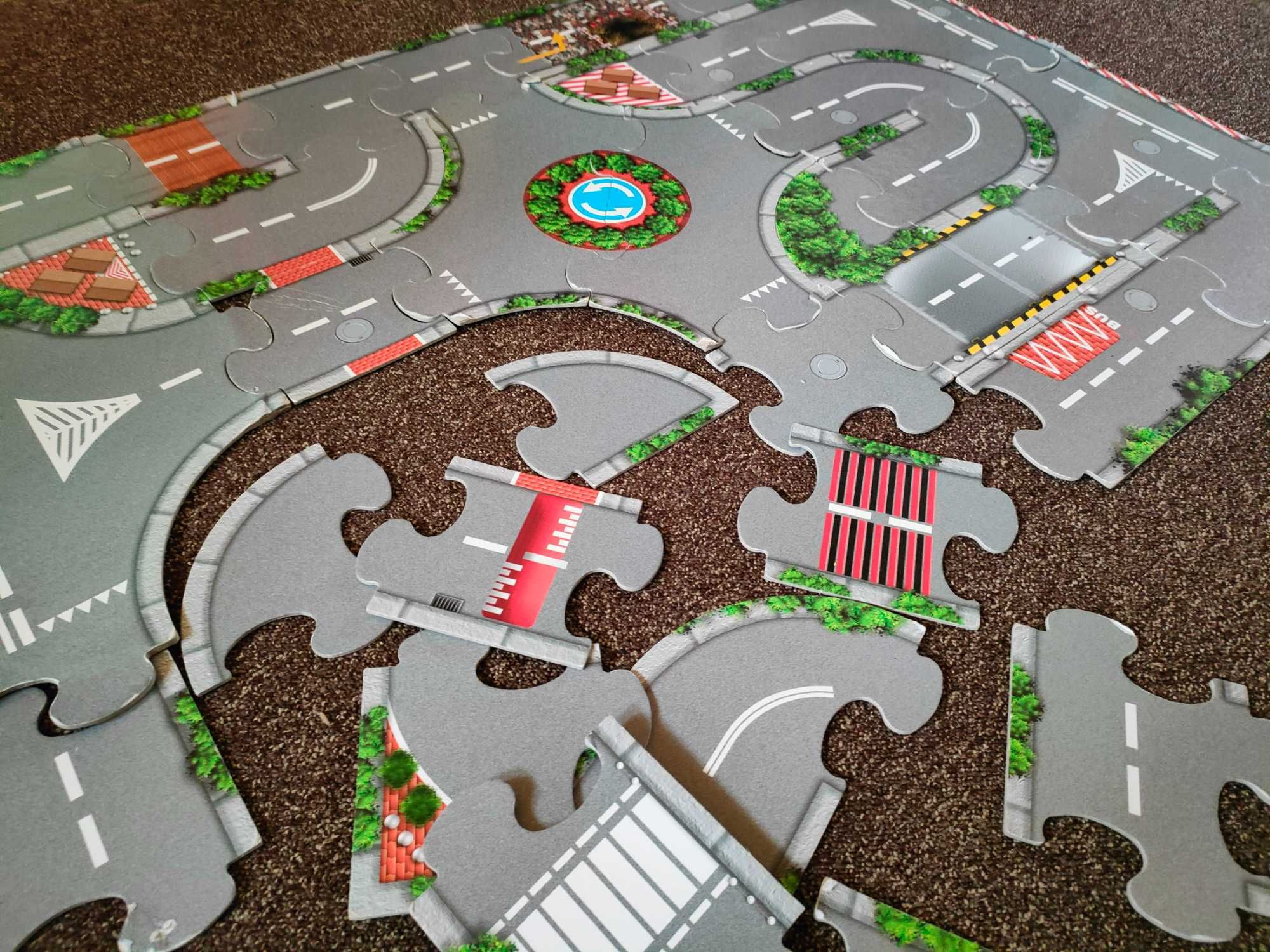 Droga tekturowa na resoraki  - Puzzle do składania, parking, samochody