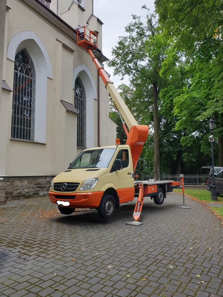 Zwyżka wynajem oraz usługi podnośnikiem koszowym 22 m.