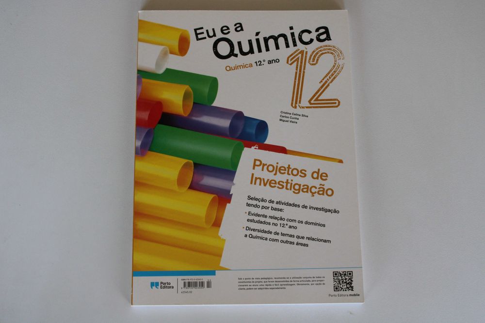 Caderno de Atividades "Eu e a Química 12" - Química 12º ano