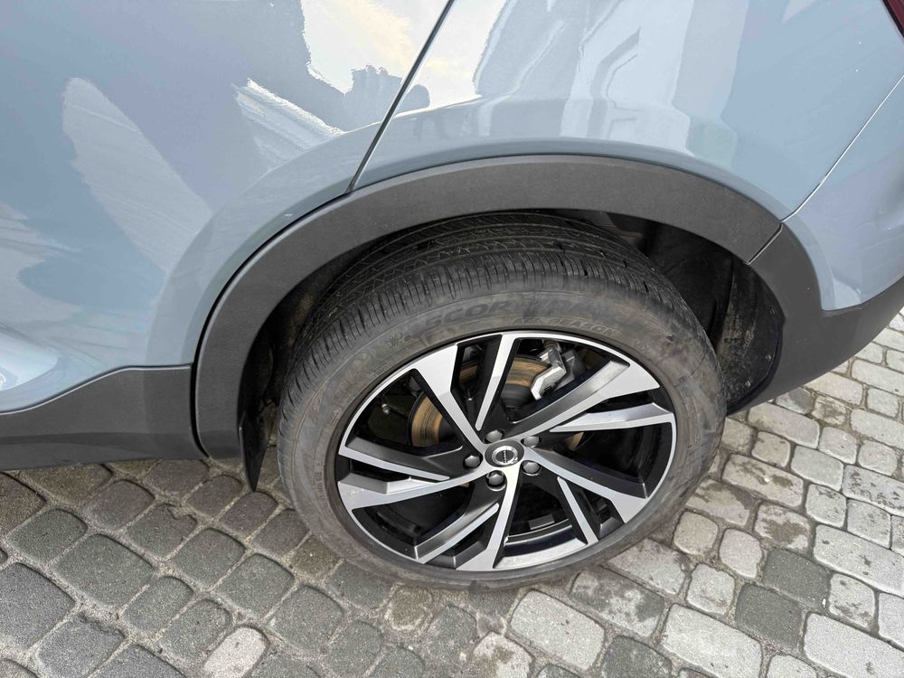 Продам 2022 Volvo xc40 R-Design з пакетом Polestar