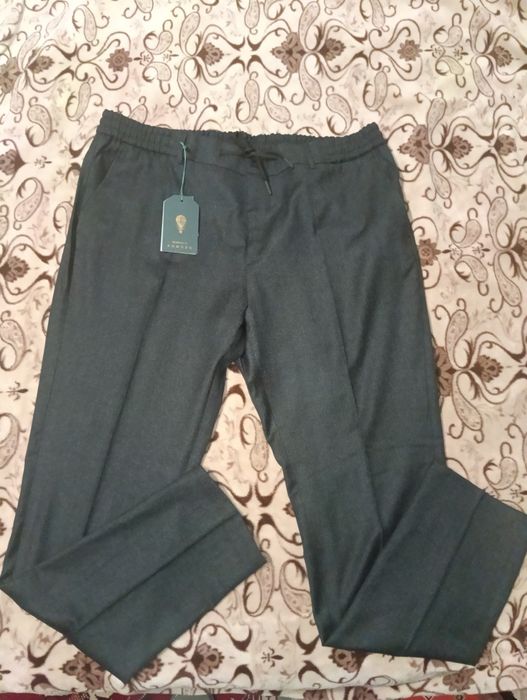 Чоловічі брюки фірми BERWICH