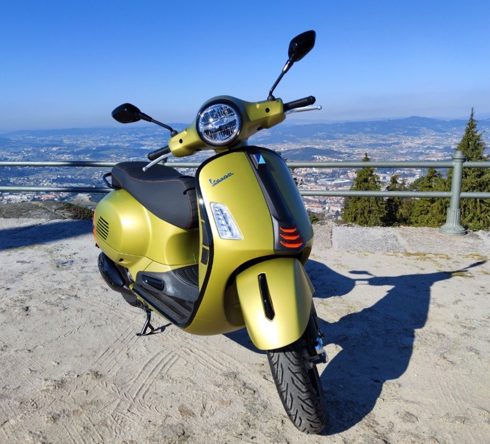 Vespa GTS 300 Sport