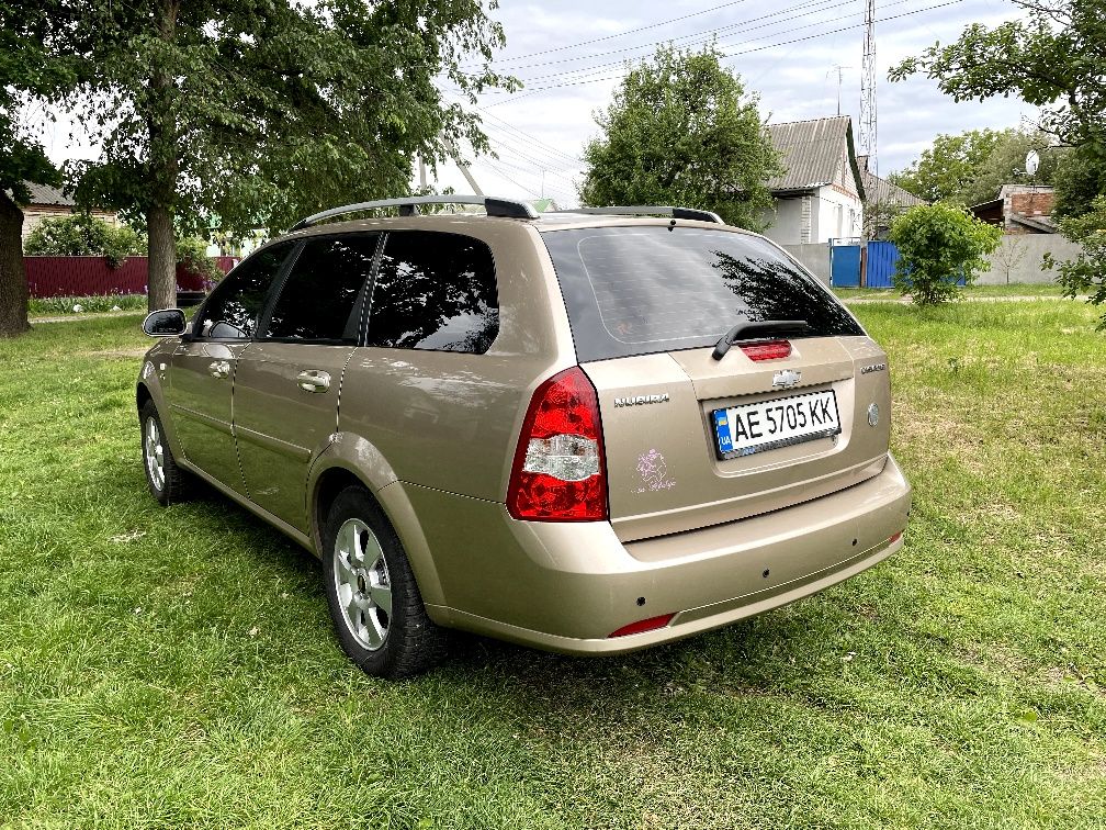 Chevrolet Nubira ( lacetti)  1.8 газ/бенз АВТОМАТ