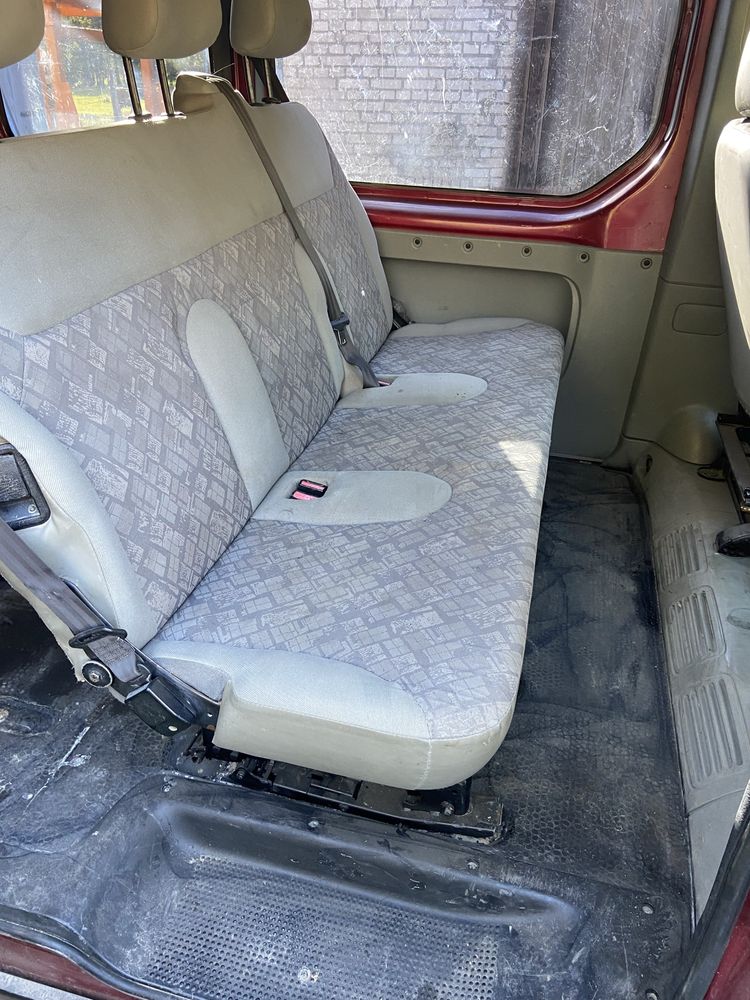 Opel vivaro 2.5 cdti