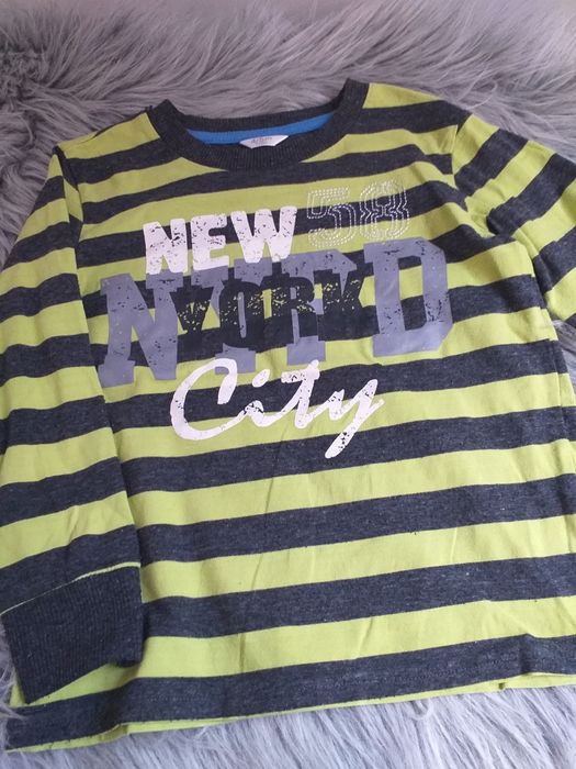 Koszulka chłopięca r. 110